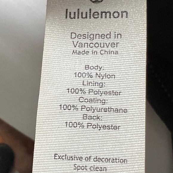 Lululemon Crossbody Bag Fold Over Top Zip Front Pocket 11” x 8” Black Nylon - Picture 8 of 8